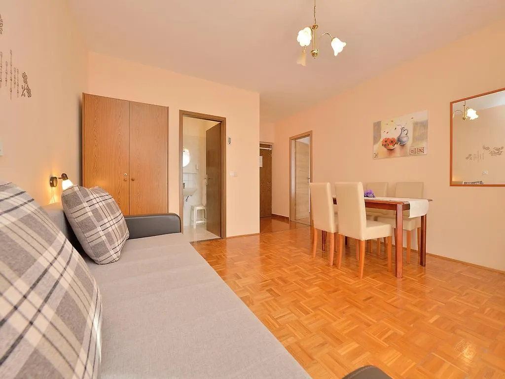 Apartments Katarina Sveti Petar